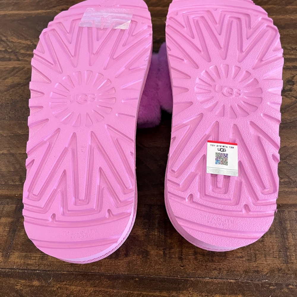 UGG Women's Laton Fur Slides in Pink - Picture 4 of 4